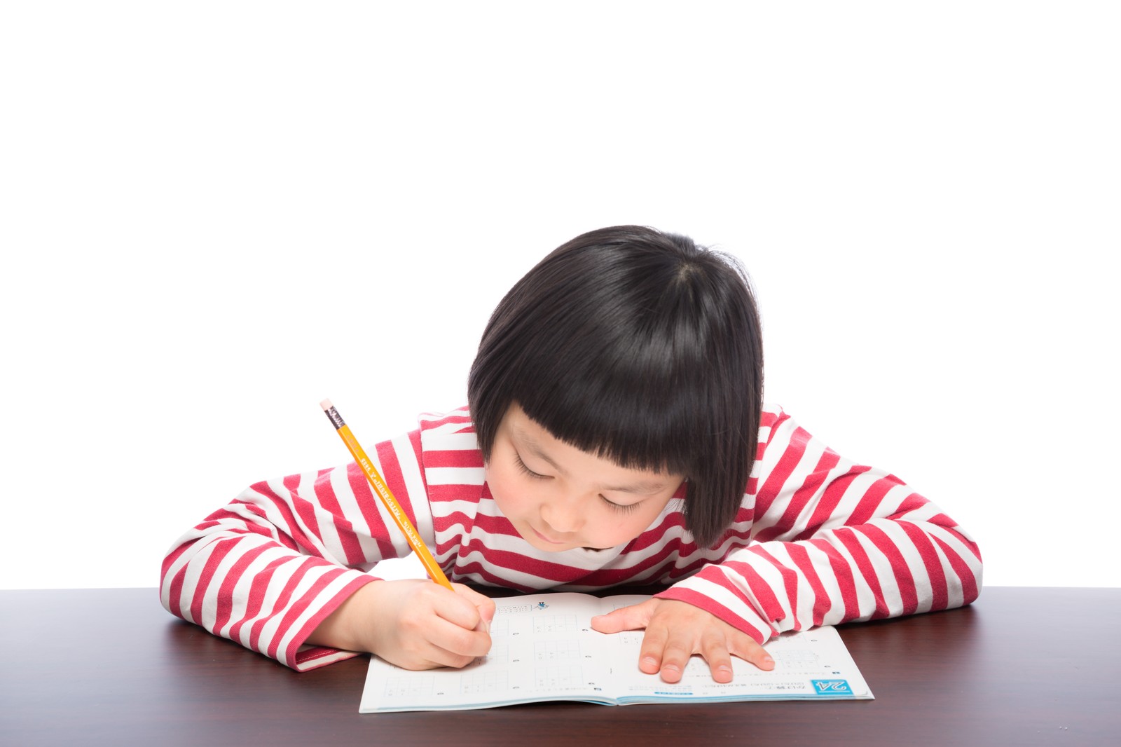 自由研究をする子供